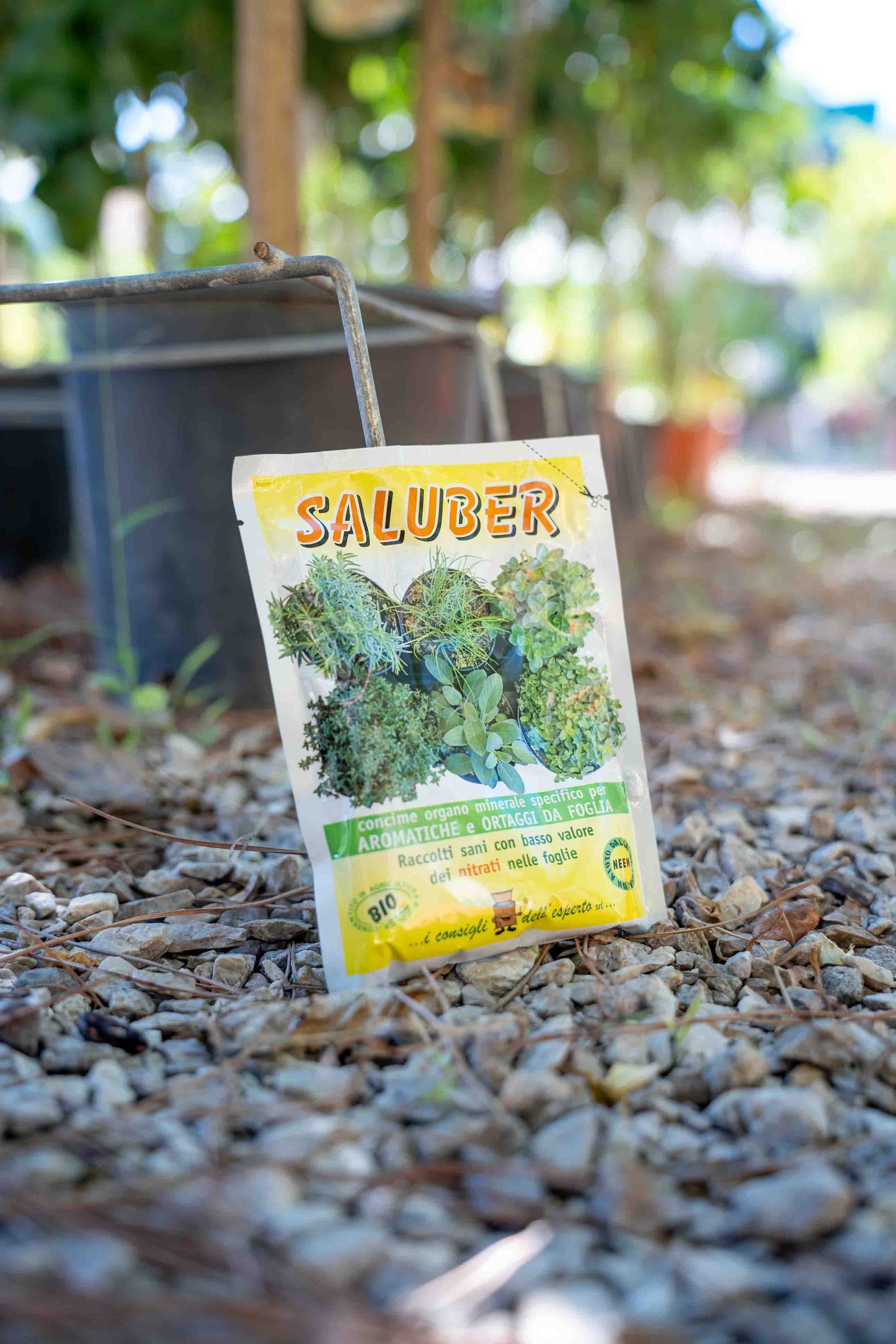 Concime per aromatiche e ortaggi da foglia - Saluber 100gr