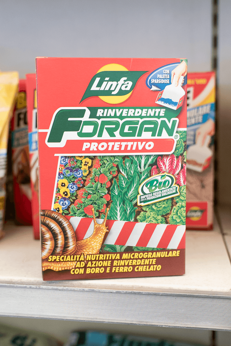 Concime Biologico Rinverdente Dissuasore per Lumache Lumachicida FORGAN 1 KG